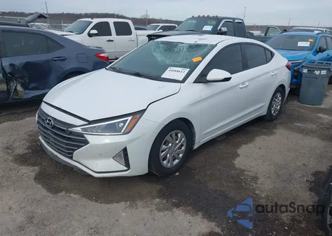 2019 Hyundai Elantra Se z USA, uszkodzony, nr VIN 5NPD74LF7KH477339